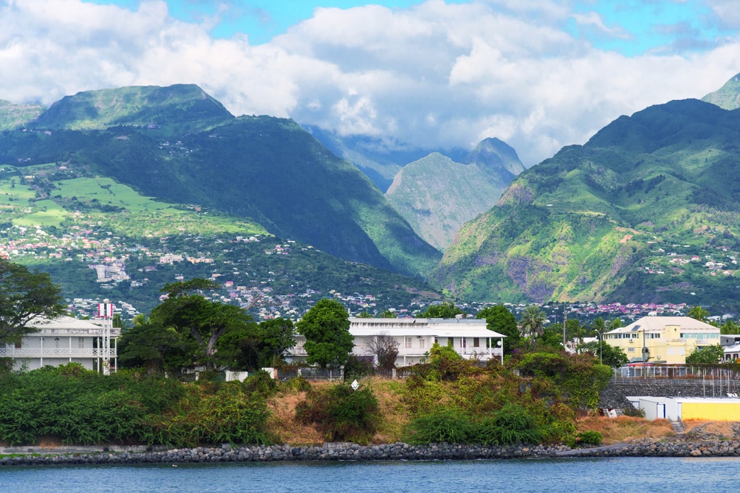 Chaque année, l’île de La Réunion produit plusieurs milliers de tonnes de cendres volantes dans des centrales thermiques de type “Spreader Stoker” (CVSS). [©ACPresse]