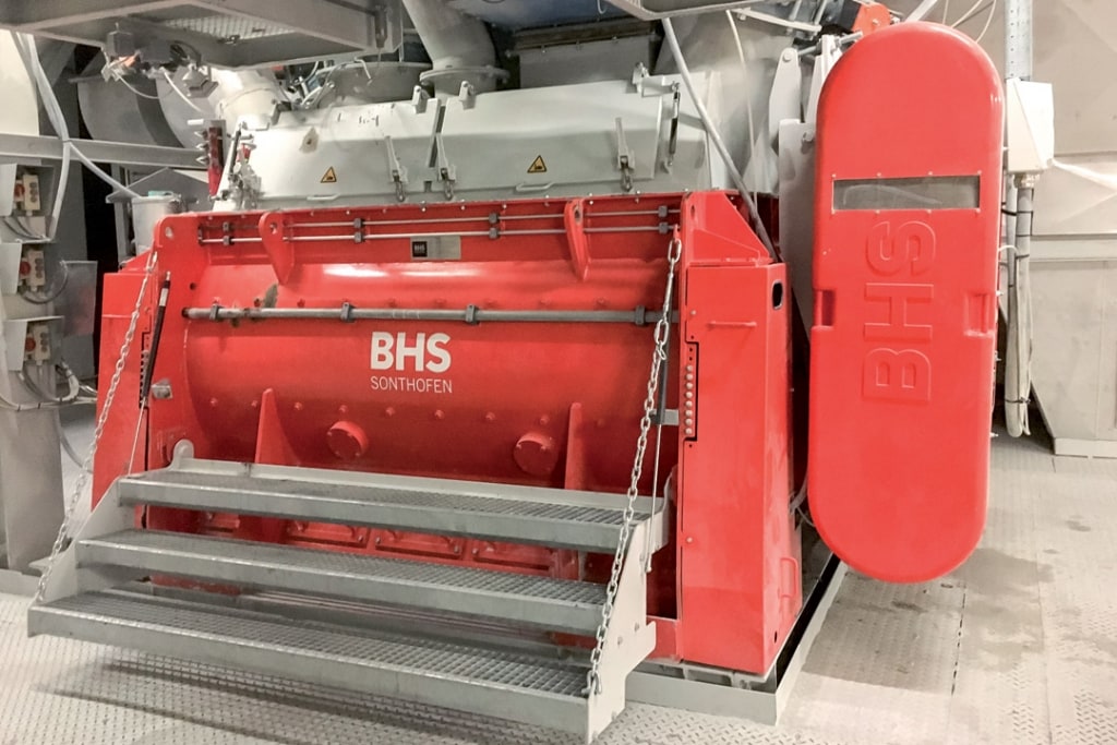 Baumit a fait installer son premier malaxeur discontinu pour matériaux secs de type DMX 4900 S de BHS-Sonthofen dans son usine Nord de Wopfing. [©Wopfinger Baustoffindustrie]