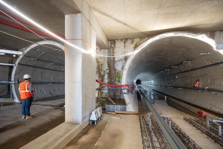 Deux galeries distinctes de 4,66 m de diamètre intérieur permettent à la ligne B du métro de Toulouse de passer sous le canal du Midi. [©ACPresse]