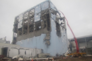 Pompe à béton Putzmeister au poids du réacteur accidenté de Fukushima.