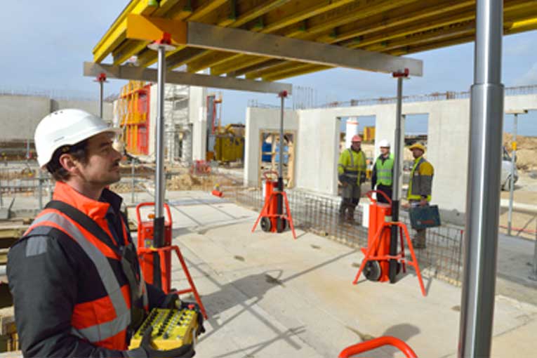 Sateco crée Sateco Plancher