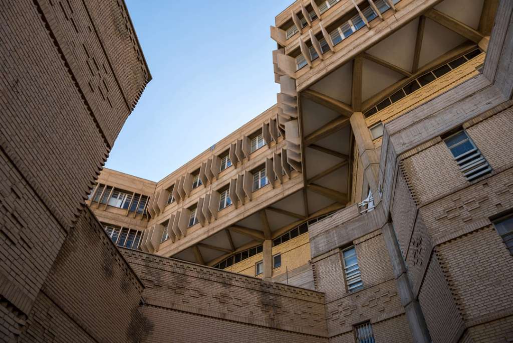 Minoru Yamasaki : Pahlavi University (Shiraz University), Shiraz, Iran, 1960–1979. [©Hamidreza Bani 2017]