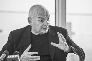 Jean Nouvel défend le béton sur Europe 1.