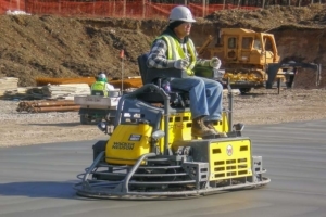 Truelle auto-portée Wacker Neuson CRT 48 L-PS. [©Wacker Neuson]