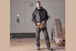 Dickies Workwear lance sa nouvelle gamme Flex, dont le pantalon de travail Universal Flex.