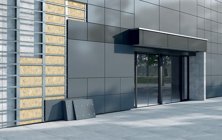 SFS Intec dispose de la gamme Kladfix, des solutions dédiées à la fixation de panneaux de façades. [©SFS Intec]