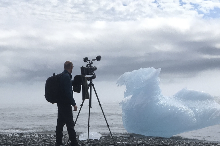 Franck Lefebvre pris en photo lors de ses tournages en Islande. [©Franck et Florence Lefebvre]