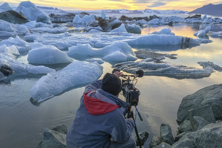 Franck Lefebvre pris en photo lors de ses tournages en Islande. [©Franck et Florence Lefebvre]