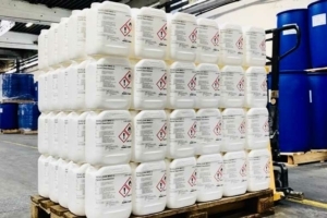 La production des solutions hydro-alcooliques Isoclean devrait couvrir les besoins des 10 000 salariés de Cemex en Europe pour un mois. [©Cemex]