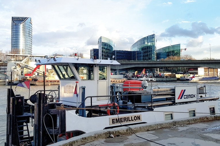 L’Emerillon navigue au GTL depuis septembre 2019.  [©Photothèque Cemex]