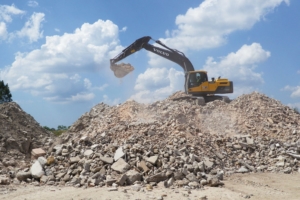 La totalité du gisement de béton de démolition du bâtiment disponible en France est de 17 Mt/an. [©Seddre]