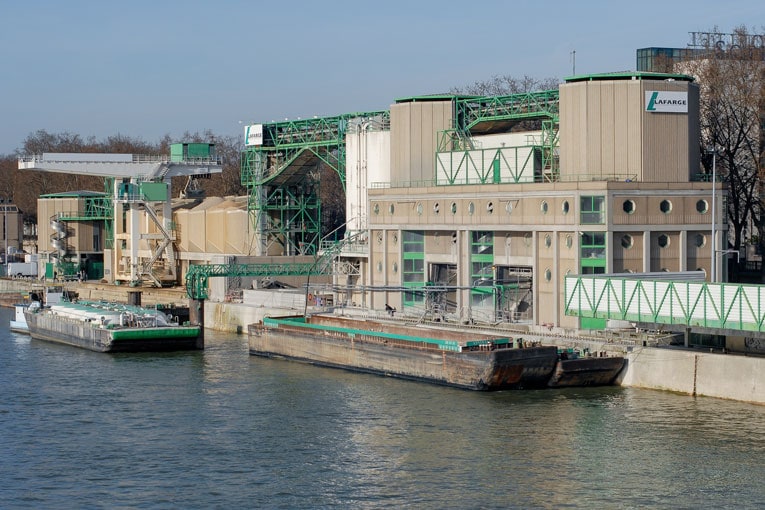 Centrale à béton Lafarge France de Bercy, de Paris.