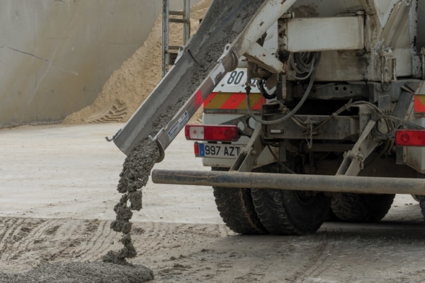 Chryso va mettre sur le marché un adjuvant permettant de neutraliser l’action du ciment dans les résidus de béton présent dans la toupie.  [©ACPresse]