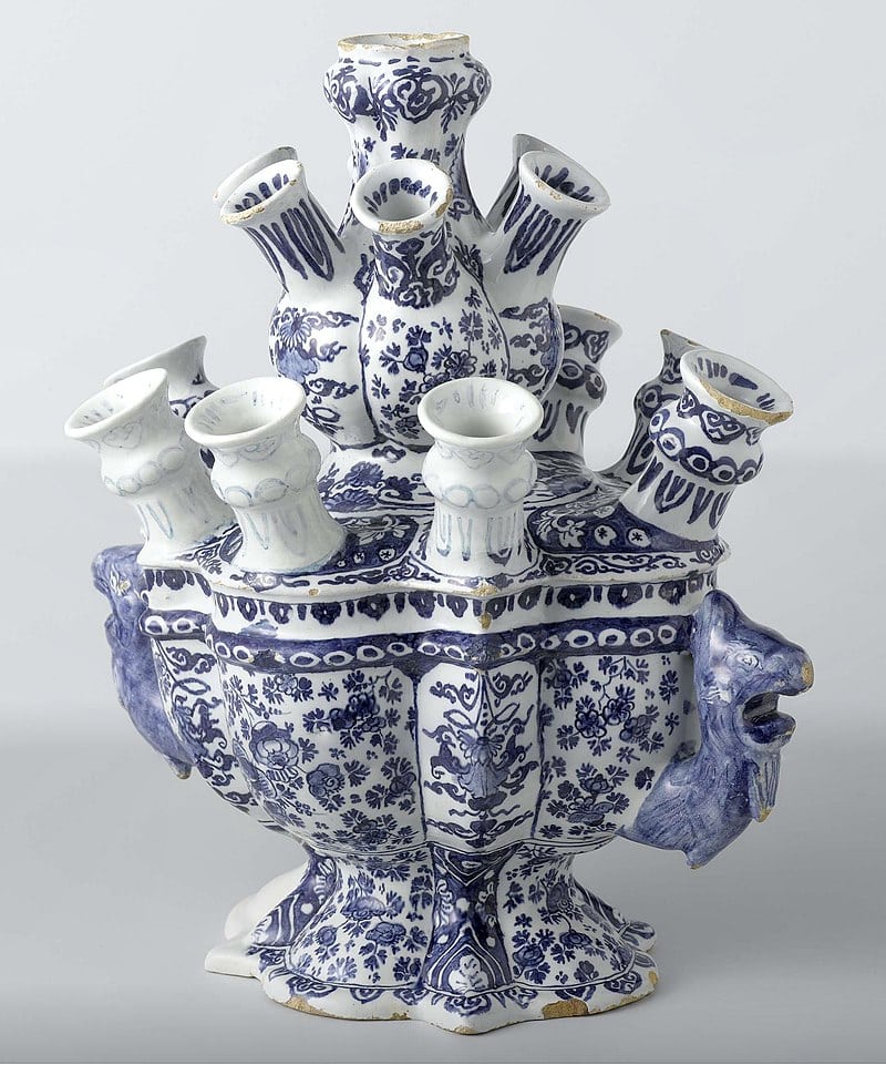 La porcelaine bleue de Delft, appelée “Faïence de Delft”. [©Wiki common]