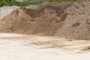 Hervé Loire Béton peut désormais introduire entre 50 et 60 % de sables difficiles dans sa production de BPE. [©ACPresse]