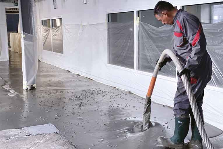 Le béton mousse Aerolithys est composé de 80 % d’air. Il épouse les formes dans lesquelles il est coulé.  [©Stonart] 