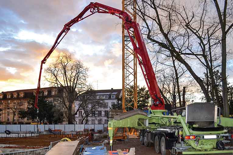 Liebherr : La première pompe 42 M5 XXT sillonne l’Alsace