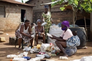 “Terre de Femmes” voit le jour, en 2001. Ce prix récompense des femmes pour leurs actions et leurs engagements pour l’environnement. [©Paola Chapdelaine]