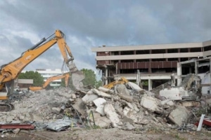 Les produits destinés au réemploi ne prennent pas le statut de déchet... [©ACPresse]