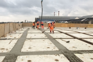 Le futur pont du quartier des Ardoines de Vitry-sur-Seine a été préfabriqué par Capremib. [©Capremib]