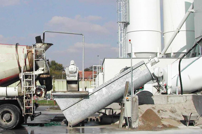 Les systèmes de recyclage permettent de valoriser les retours de béton. Ici, le système RWS de Bibko. [©Bibko]