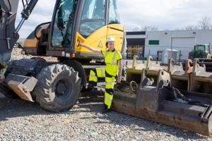 Chatard lance ses polos aux courbes féminines adaptés aux métiers des femmes sur les chantiers. [©Chatard]