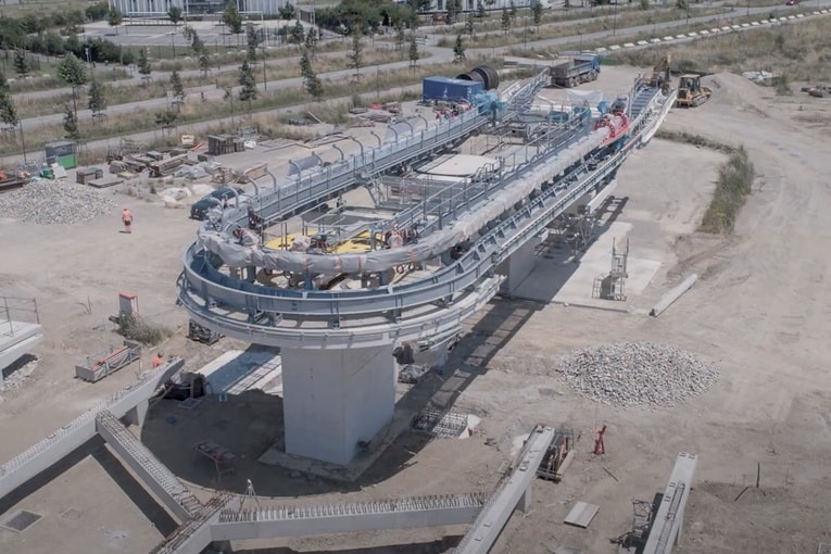 A Toulouse, le téléphérique urbain Téléo transportera 8 000 voyageurs chaque jour.[©Cemex]