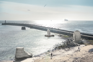 Le Pied, Le Pull-Over et Le Système digestif de Daniel Dewar et Grégory Gicquel, œuvres monumentales du port de Saint-Nazaire. Campées dans le sable et les rochers, ces gigantesques figures, constituées de blocs de béton sculpté, s’élèvent jusqu’à près de 7 m de haut. [©Franck Tomps _ LVAN]