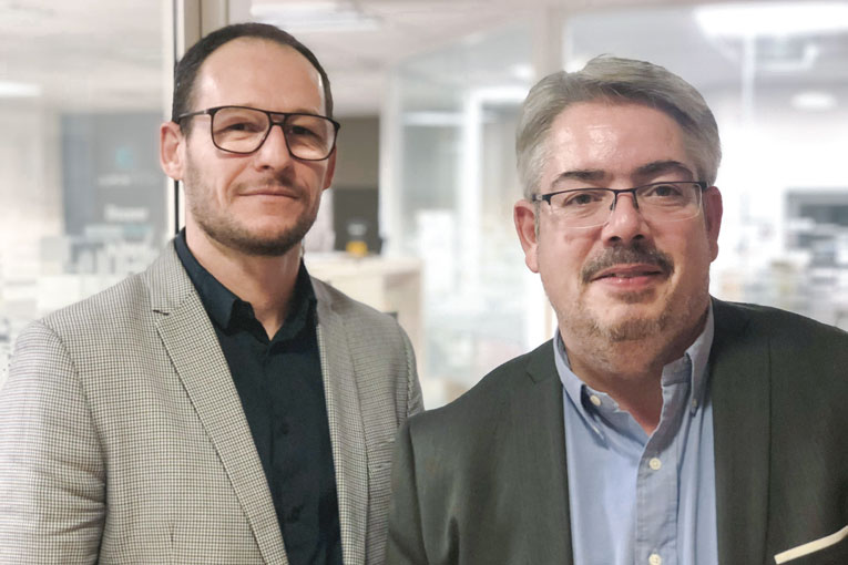 Portraits d'Axel Bermond, directeur commercial de Cemexa, et de Marc Plançon, directeur adjoint de la BU Béton du groupe Chryso. 