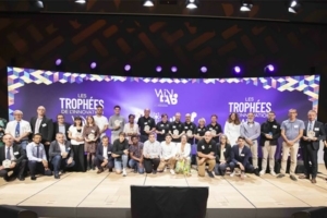 Palmarès des premiers Trophées de l’innovation du WinLab’, l’incubateur du CCCA-BTP, avec tous les lauréats (apprentis et formateurs). [©Vincent Bourdon / CCCA-BTP]