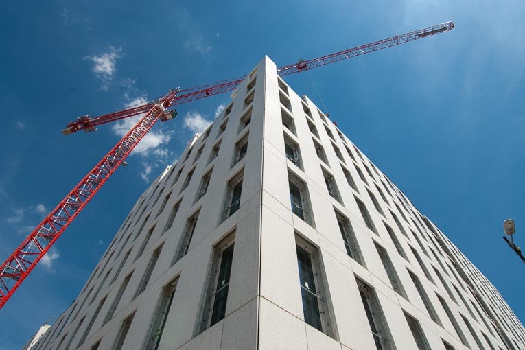 Enterrer le béton, c’est renoncer à une ressource utile et pleine de potentiel, qui a déjà beaucoup évolué depuis trente ans. [©Lafarge France]