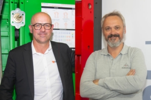 A gauche, Luc Ammeux, tout nouveau directeur général d’Outinord. A droite, Frédéric Quillévéré, directeur général de Sateco. [©ACPresse]
