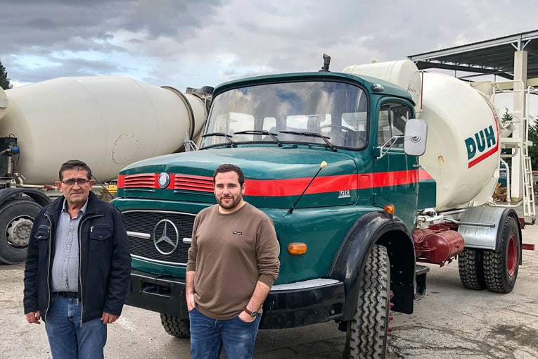 Jean-Jacques Duhalde, Pdg du groupe Duhalde, en compagnie de son fils Mattin. [©Duhalde]