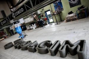 Grâce à ce rapprochement, Holcim compte accélérer la mise en œuvre de sa gamme d’encre d’impression 3D “TectorPrint”. [©Cobod]