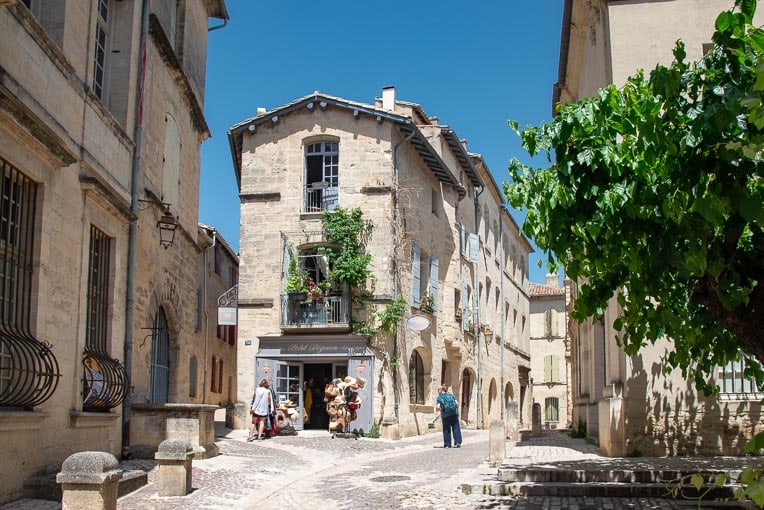 Située dans le Gard, Uzès se classe n° 1 du Top 20 des villes les plus recherchées pour investir dans un logement. [©ACPresse]