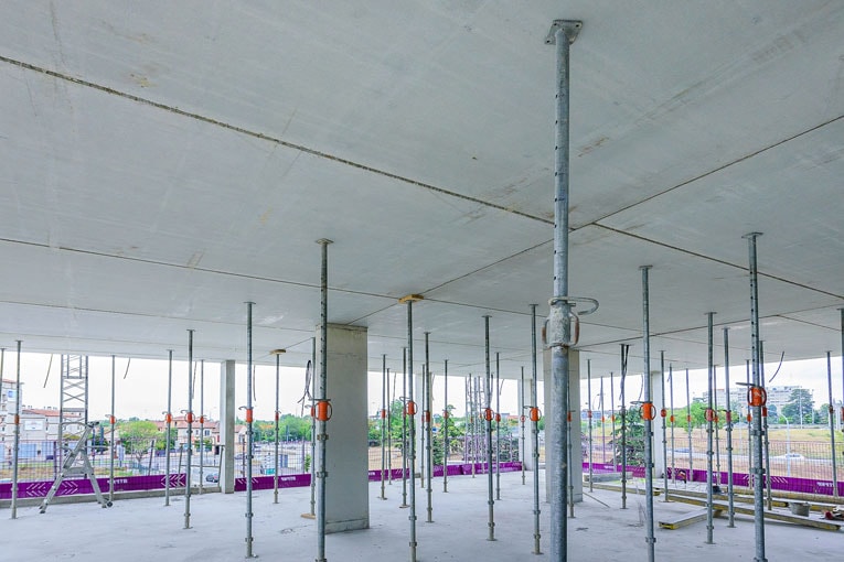 Juste des poteaux et des dalles : Caméléo de Rector offre une grande liberté de conception pour les bâtiments de logements. Tout en réduisant leur facture carbone. [©Rector]