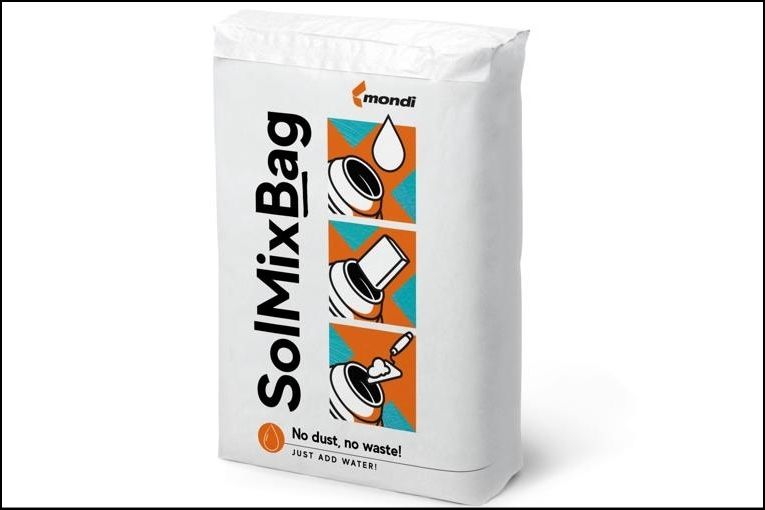 Mondi a créé le sac SolmixBag soluble, qui élimine les déchets et la poussière. [©Mondi]