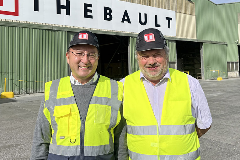 Depuis le 1er octobre 2023, Louis Le Manh (à gauche) succède à Phillipe Mazet (à droite) au poste de directeur général. [©ACPresse]