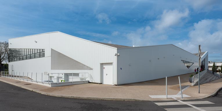 L’agence d’architecture Chabanne a dessiné le centre aqua-ludique Odyssée d’Aulnay-sous-Bois (93). [©ACPresse]