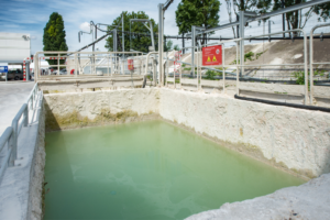 Hydrostop poursuit ses développements dans le domaine de la gestion des eaux de process avec Hydroflow. Ce système connecté permet d’optimiser l’utilisation des eaux disponibles sur une centrale à béton.