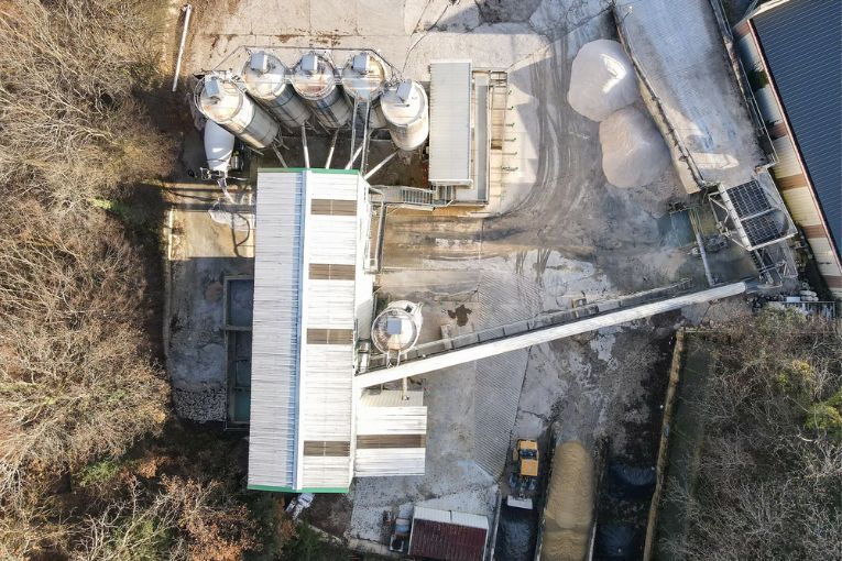 Centrale à béton Lafarge de Sarlat (24)
Photo réalisée par Baptiste Cuyolla, technico-commercial Lafarge
