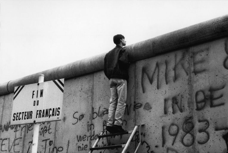 “Le Mur de Berlin. Un monde divisé” est le point de départ de notre chronique “Le béton, tout un art”. [©Muselia / Cité de l’architecture et du patrimoine]
