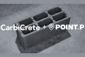 Point.P et le Canadien CarbiCrete s'unissent dans la production de blocs de béton sans ciment, dans le Hauts‑de‑France, dès le 1er trimestre 2026. [©Point.P]