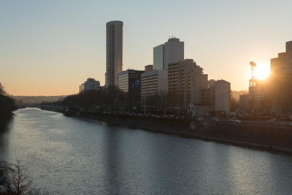 En Ile-de-France, la situation conjoncturelle de la construction reste morose : mises en chantier, emploi et créations d’entreprises sont en baisse. [©ACPresse]