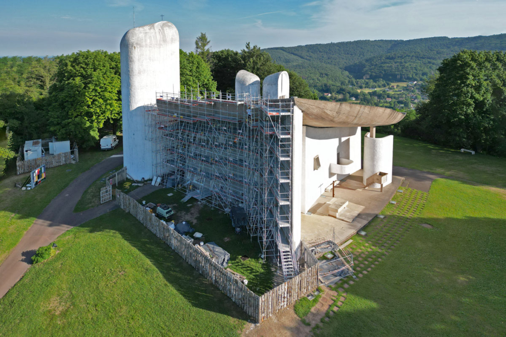 L’opération de restauration de la chapelle Notre-Dame-du-Haut a été confiée à l’entreprise Albizzati Père et Fils. [©Albizzati Père et Fils]