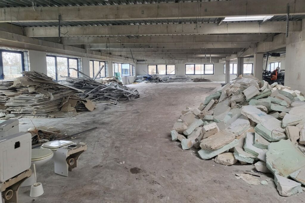 Le secteur du bâtiment génère chaque année plus de 23 Mt de déchets [©Seddre]