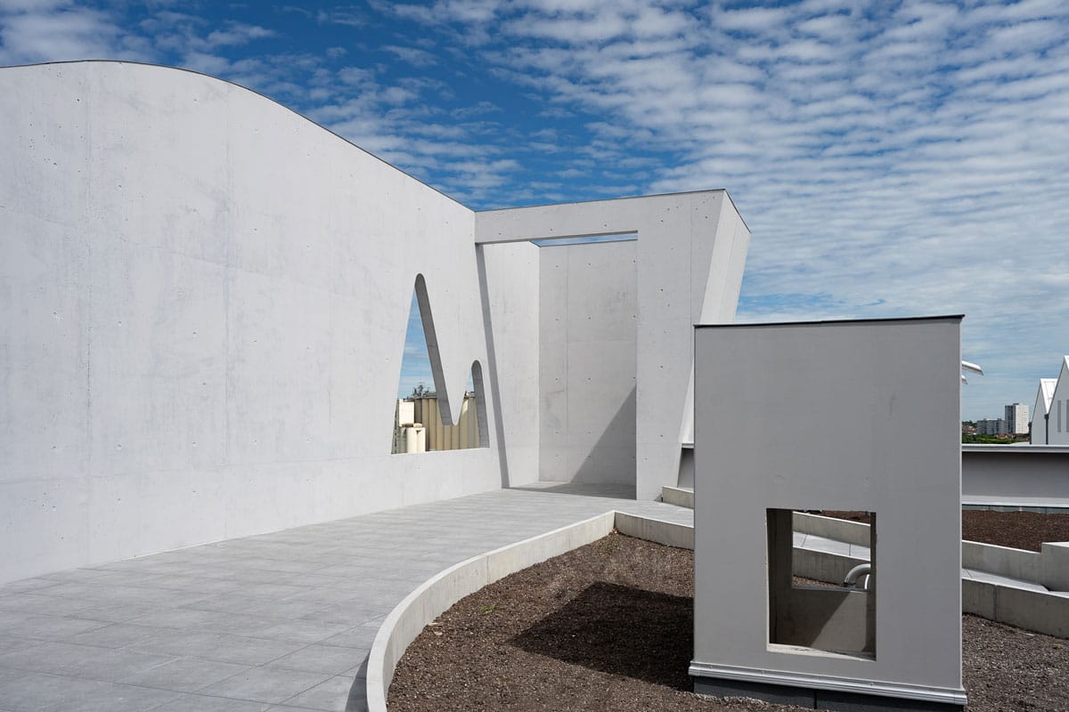 L’architecture mise toujours sur le béton