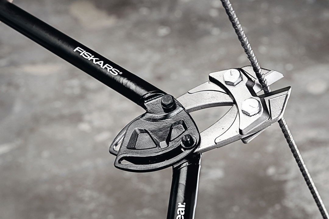 Fiskars : Coupe-boulons PowerGear pour tiges métalliques