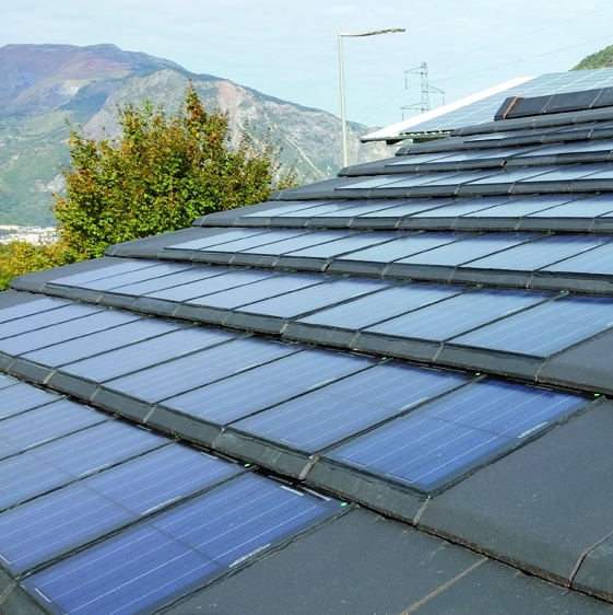 Imerys Toiture développe le solaire