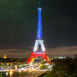 Tour Eiffel Bleu blanc rouge